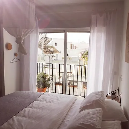 Casa Cimita In Der Altstadt Mit Balkon